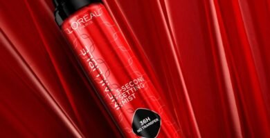 Spray fijador de maquillaje L’Oréal Infaillible mantiene maquillaje intacto en fiestas navideñas